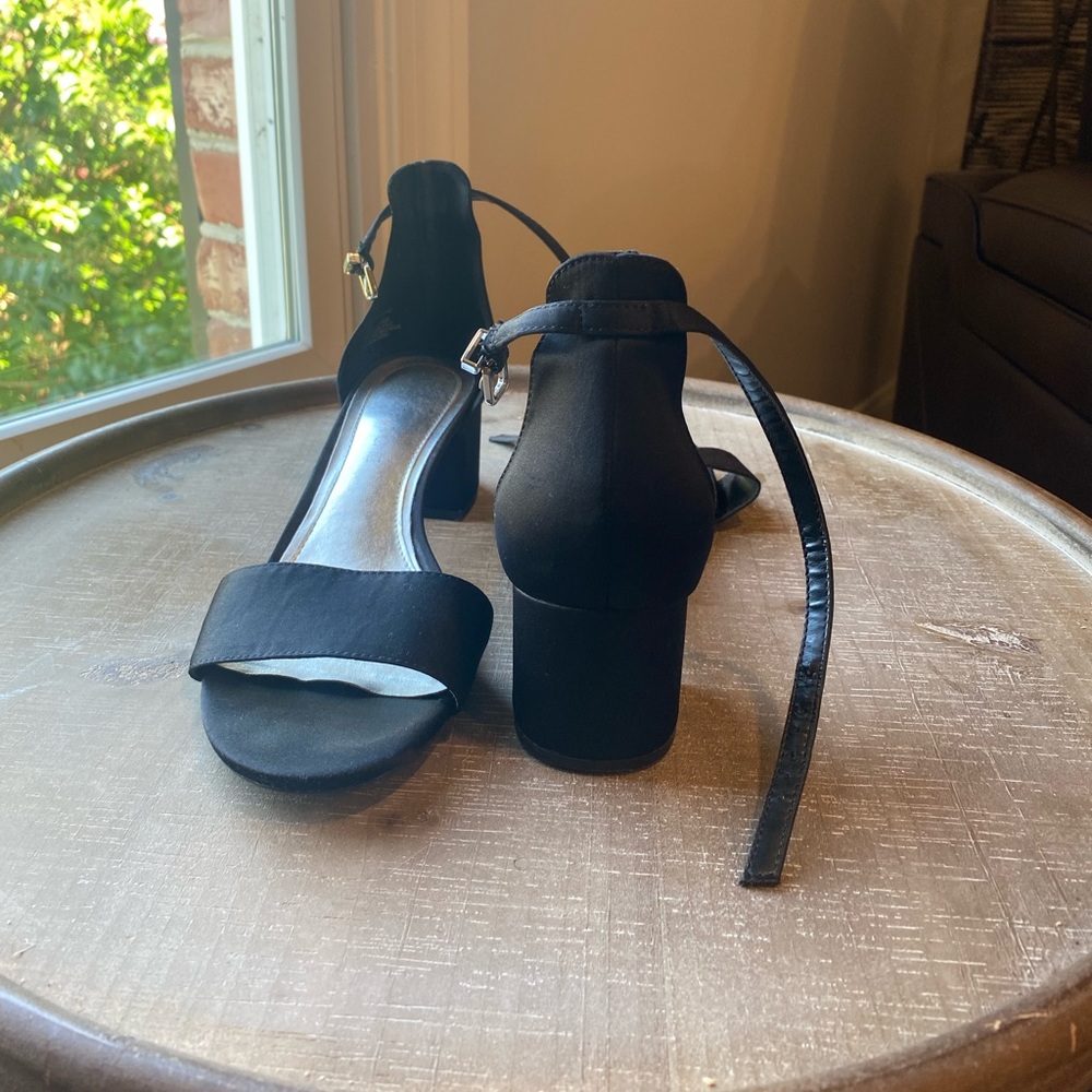 black rampage heels